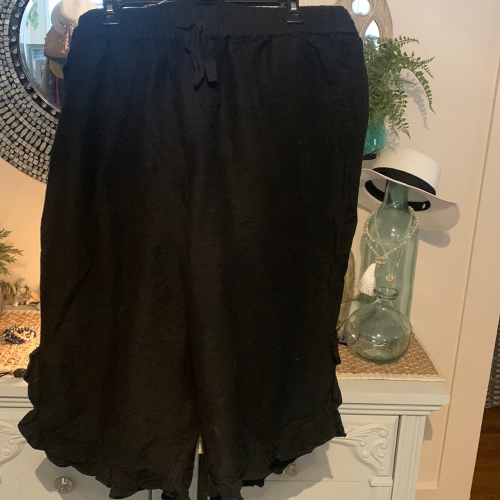 Lane Bryant black cropped pants